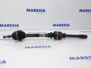 Used Front drive shaft, right Citroen C5 II Berline (RC) 2.0 16V Price € 75,00 Margin scheme offered by Maresia Parts