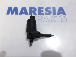 Used Windscreen washer pump Fiat Punto Evo (199) 1.3 JTD Multijet 85 16V Euro 5 Price € 15,00 Margin scheme offered by Maresia Parts