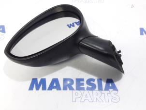 Used Wing mirror, left Fiat Punto Evo (199) 1.3 JTD Multijet 85 16V Euro 5 Price € 30,00 Margin scheme offered by Maresia Parts