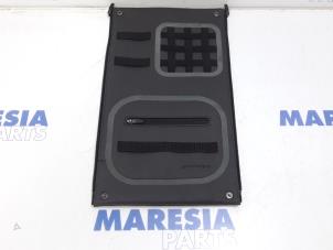 Used Seat upholstery, left Fiat Panda (312) 0.9 TwinAir Turbo 85 Price € 50,00 Margin scheme offered by Maresia Parts