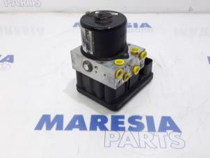 Gebrauchte ABS Pumpe Citroen C5 II Break (RE) 2.0 16V Preis € 210,00 Margenregelung angeboten von Maresia Parts