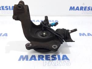 Usagé Joint avant droit Citroen C5 II Break (RE) 2.0 16V Prix € 35,00 Règlement à la marge proposé par Maresia Parts