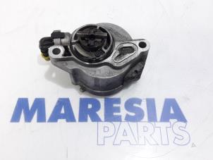Used Vacuum pump (diesel) Citroen C4 Grand Picasso (UA) 1.6 HDiF 16V 110 Price € 50,00 Margin scheme offered by Maresia Parts
