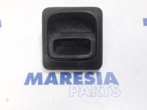Used Door handle 2-door, left Citroen Jumper (U5/ZB) 2.8 HDi Price € 25,00 Margin scheme offered by Maresia Parts