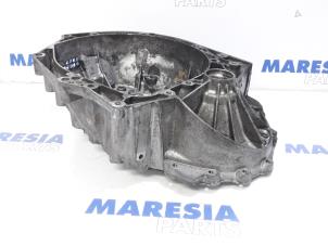 Used Gearbox casing Peugeot 3008 I (0U/HU) 1.6 HDiF 16V Price € 75,00 Margin scheme offered by Maresia Parts