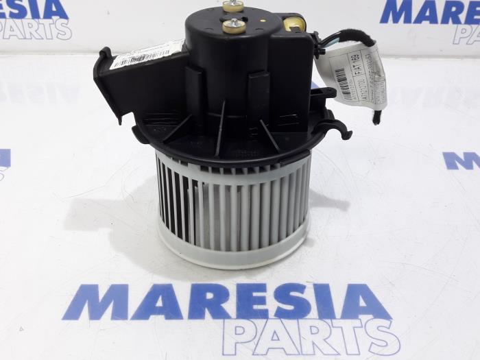 Motor de ventilador de calefactor de un Fiat Panda (169) 1.2, Classic 2011
