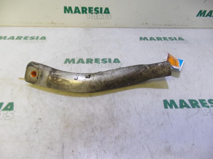 Begagnade Underram Citroen C6 (TD) 2.7 HDiF V6 24V Pris € 35,00 Marginaltabell erbjuds av Maresia Parts