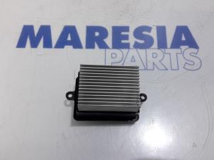 Used Heater resistor Renault Captur (2R) 0.9 Energy TCE 12V Price € 20,00 Margin scheme offered by Maresia Parts