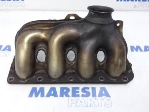 Used Exhaust manifold Citroen C5 I Berline (DC) 2.0 16V Price € 50,00 Margin scheme offered by Maresia Parts