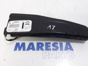 Used Seat airbag (seat) Renault Clio IV Estate/Grandtour (7R) 1.5 Energy dCi 90 FAP Price € 35,00 Margin scheme offered by Maresia Parts