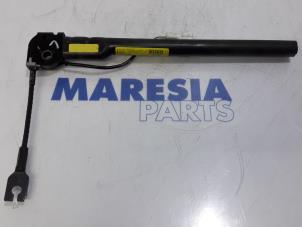 Usagé Tendeur de ceinture gauche Renault Modus/Grand Modus (JP) 1.2 16V Prix € 35,00 Règlement à la marge proposé par Maresia Parts