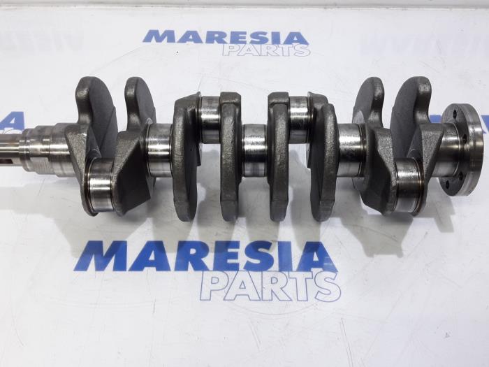 Usagé Vilebrequin Citroen C4 Berline (NC) 1.6 e-HDI Prix € 99,95 Règlement à la marge proposé par Maresia Parts