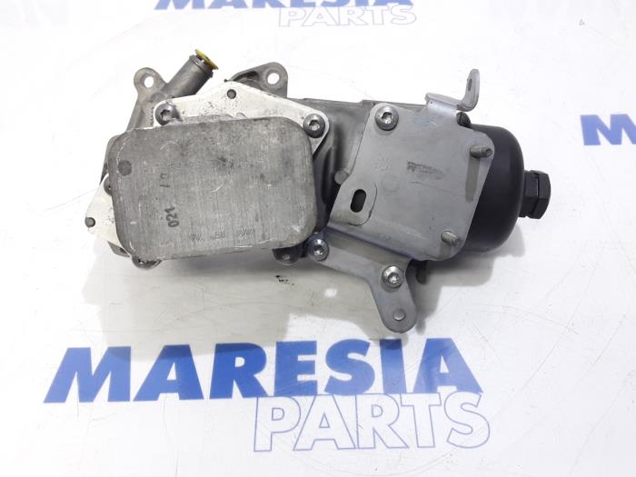 Gebrauchte Ölfilterhalter Citroen C4 Berline (NC) 1.6 e-HDI Preis € 50,00 Margenregelung angeboten von Maresia Parts