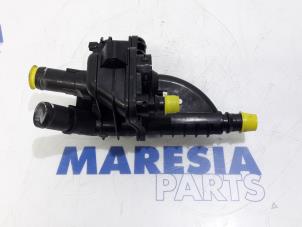 Used Thermostat housing Citroen C4 Berline (NC) 1.6 e-HDI Price € 60,00 Margin scheme offered by Maresia Parts