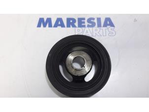 Used Crankshaft pulley Citroen C4 Berline (NC) 1.6 e-HDI Price € 25,00 Margin scheme offered by Maresia Parts