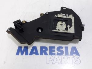Used Timing cover Citroen C4 Berline (NC) 1.6 e-HDI Price € 20,00 Margin scheme offered by Maresia Parts