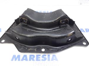 Used Rear support beam Fiat Doblo Cargo (263) 1.3 MJ 16V DPF Euro 5 Price € 90,75 Inclusive VAT offered by Maresia Parts