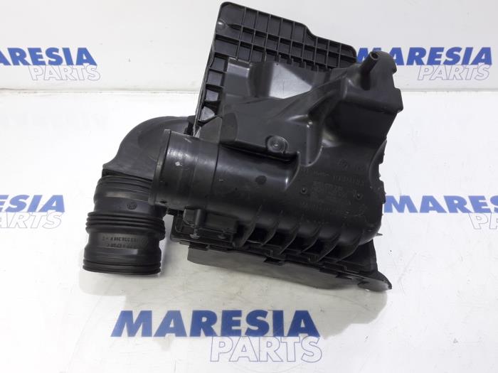 Gebrauchte Luftfiltergehäuse Renault Megane IV Estate (RFBK) 1.5 Energy dCi 110 Preis € 35,00 Margenregelung angeboten von Maresia Parts
