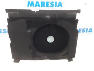 Used Boot mat Renault Megane IV Estate (RFBK) 1.5 Energy dCi 110 Price € 50,00 Margin scheme offered by Maresia Parts