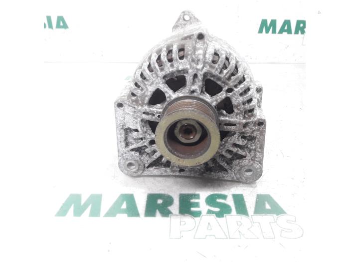Used Dynamo Renault Megane II (BM/CM) 1.9 dCi 120 Price € 60,00 Margin scheme offered by Maresia Parts