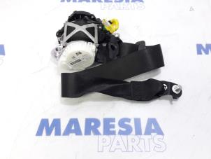 Gebrauchte Sicherheitsgurt rechts vorne Fiat Bravo (198A) 1.4 16V Preis € 75,00 Margenregelung angeboten von Maresia Parts