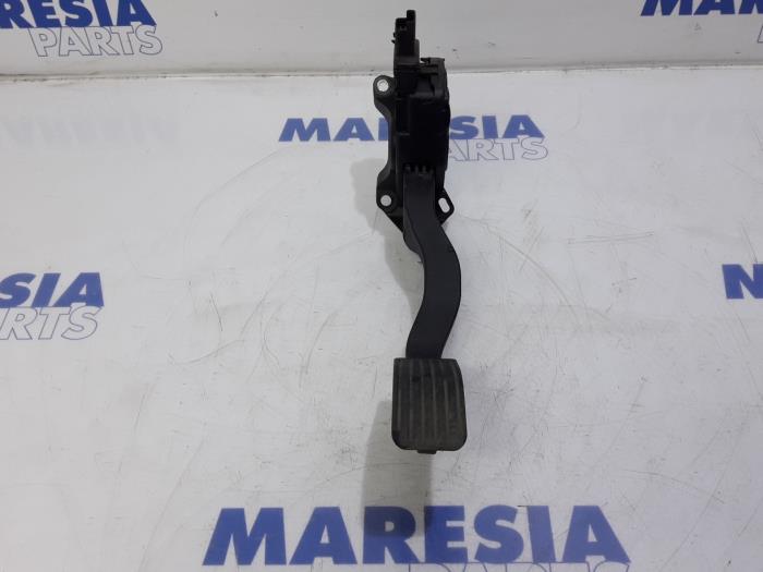 Begagnade Gaspedalsensor Peugeot 208 I (CA/CC/CK/CL) 1.0 Vti 12V PureTech Pris € 20,00 Marginaltabell erbjuds av Maresia Parts