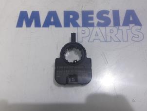 Używane Czujnik skretu kierownicy Citroen C5 III Tourer (RW) 2.0 16V Cena € 25,00 Procedura marży oferowane przez Maresia Parts