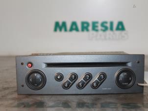 Gebrauchte Radio CD Spieler Renault Scénic II (JM) 1.5 dCi 80 Preis € 45,00 Margenregelung angeboten von Maresia Parts