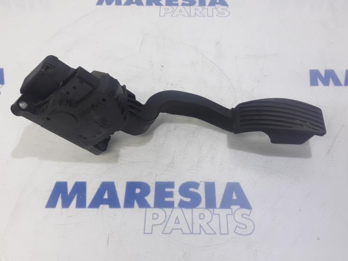 Begagnade Gaspedalsensor Alfa Romeo MiTo (955) 1.3 JTDm 16V Pris € 15,00 Marginaltabell erbjuds av Maresia Parts