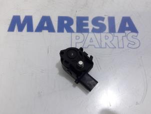 Używane Silnik reflektora Citroen C5 III Tourer (RW) 2.0 16V Cena € 35,00 Procedura marży oferowane przez Maresia Parts