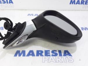 Gebrauchte Außenspiegel rechts Peugeot 207 CC (WB) 1.6 16V Preis € 40,00 Margenregelung angeboten von Maresia Parts
