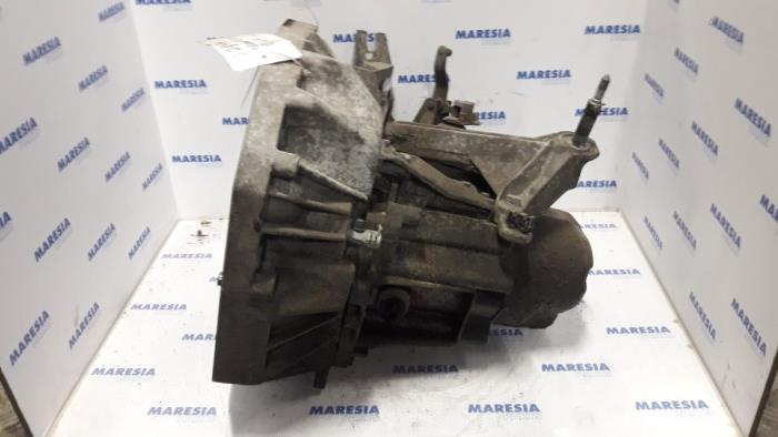 Gebrauchte Getriebe Renault Scénic II (JM) 1.5 dCi 100 Preis € 262,50 Margenregelung angeboten von Maresia Parts