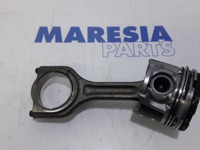 Piston Peugeot Partner (GC/GF/GG/GJ/GK), 2008 / 2018 1.6 HDI 75 16V, Delivery, Diesel, 1.560cc, 55kW (75pk), FWD, DV6BUTED4; 9HT, 2008-04 / 2018-12, GC9HT; GF9HT; 7A9HT; 7B9HT; 7D9HT (Used)