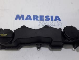 Used Rocker cover Peugeot Partner (GC/GF/GG/GJ/GK) 1.6 HDI 75 16V Price € 42,35 Inclusive VAT offered by Maresia Parts