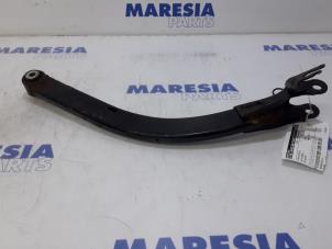 Used Rear wishbone, right Alfa Romeo Giulietta (940) 1.4 TB 16V Price € 35,00 Margin scheme offered by Maresia Parts