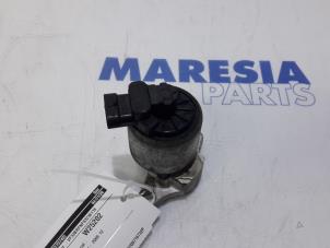 Used Stepper motor Peugeot 307 CC (3B) 2.0 16V Price € 50,00 Margin scheme offered by Maresia Parts