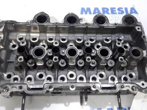 Used Cylinder head Citroen C4 Grand Picasso (UA) 1.6 HDiF 16V 110 Price € 210,00 Margin scheme offered by Maresia Parts