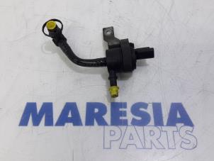 Used Vacuum valve Peugeot 3008 I (0U/HU) 1.6 VTI 16V Price € 50,00 Margin scheme offered by Maresia Parts
