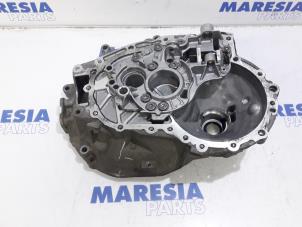 Used Gearbox casing Peugeot 207 SW (WE/WU) 1.4 16V Vti Price € 75,00 Margin scheme offered by Maresia Parts