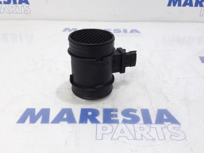 Gebrauchte Luftmengenmesser Fiat Bravo (198A) 1.6 JTD Multijet 120 Preis € 40,00 Margenregelung angeboten von Maresia Parts