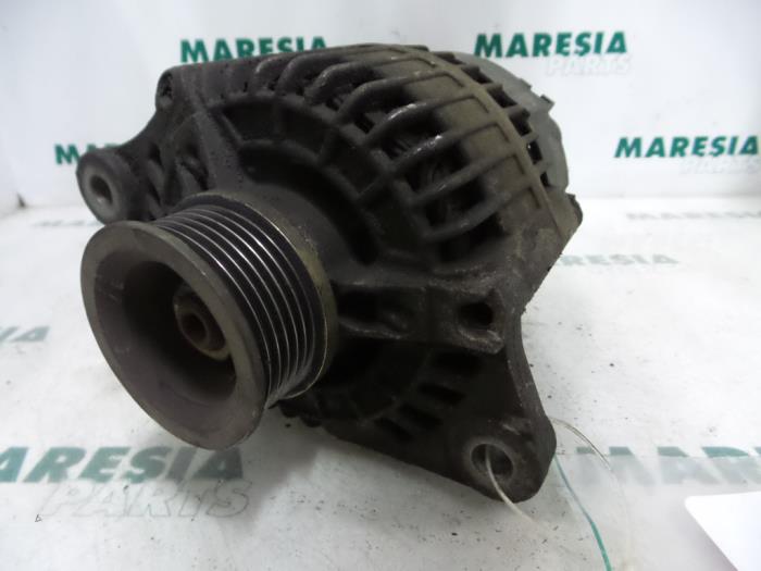 Begagnade Dynamo Alfa Romeo 146 (930B) 1.6 Twin Spark 16V Pris € 40,00 Marginaltabell erbjuds av Maresia Parts
