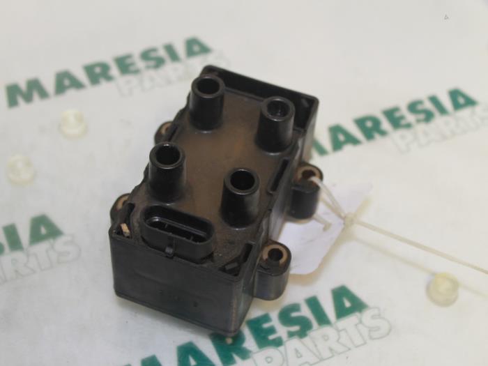 Usagé Bobine Renault Twingo (C06) 1.2 Prix € 20,00 Règlement à la marge proposé par Maresia Parts