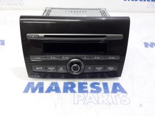Used Radio CD player Fiat Bravo (198A) 1.6 JTD Multijet 120 Price € 157,50 Margin scheme offered by Maresia Parts