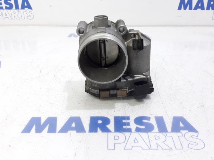 Usagé Boitier papillon Alfa Romeo 147 (937) 1.6 Twin Spark 16V Prix € 75,00 Règlement à la marge proposé par Maresia Parts