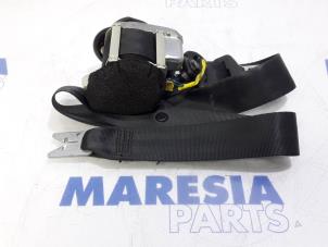 Usados Cinturón de seguridad izquierda delante Alfa Romeo MiTo (955) 1.3 JTDm 16V Eco Precio € 105,00 Norma de margen ofrecido por Maresia Parts
