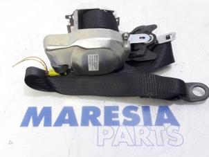Usados Cinturón de seguridad derecha delante Peugeot 107 1.0 12V Precio € 75,00 Norma de margen ofrecido por Maresia Parts