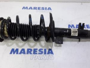 Usados Barra de amortiguador izquierda delante Citroen DS3 (SA) 1.6 e-HDi Precio € 30,00 Norma de margen ofrecido por Maresia Parts