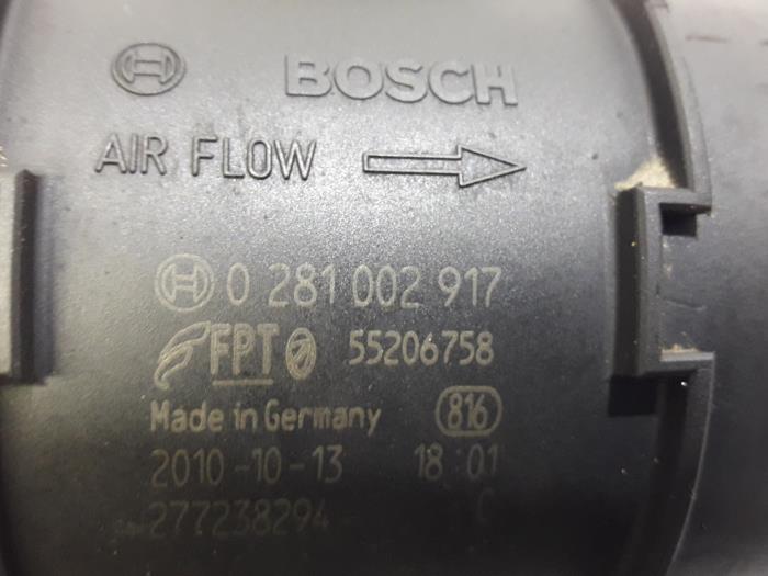 Airflow meter from a Fiat Doblo Cargo (263) 1.6 D Multijet 2010