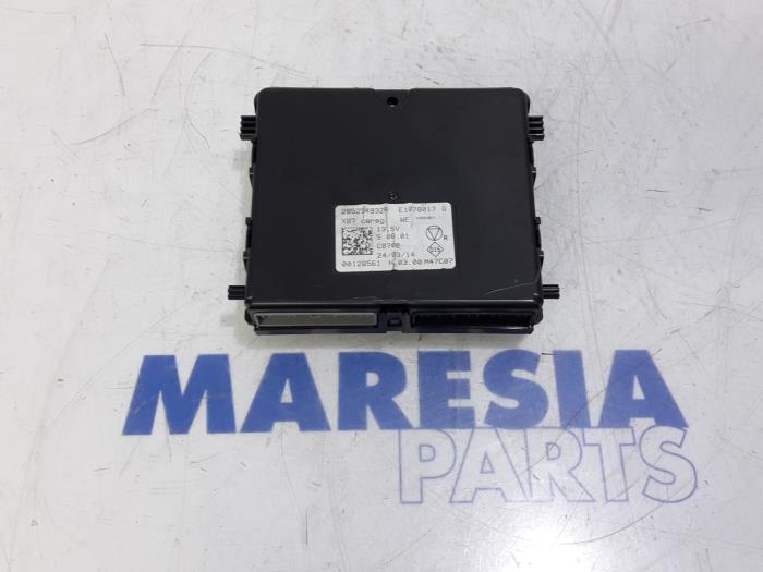 Usagé Ordinateur divers Renault Captur I (2R) 1.2 TCE 16V EDC Prix € 131,25 Règlement à la marge proposé par Maresia Parts