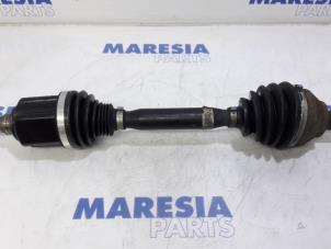 Used Front drive shaft, left Alfa Romeo 159 Sportwagon (939BX) 1.9 JTDm 16V Price € 105,00 Margin scheme offered by Maresia Parts